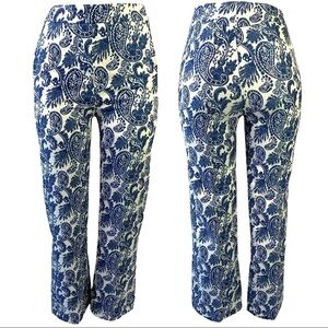 ZARA WOMAN BLUE CROP PANTS  WHITE STRAIGHT LEG PANTS WOMEN SIZE SMALL